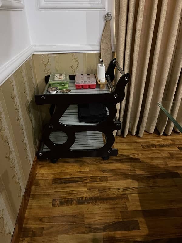 tea trolley 1