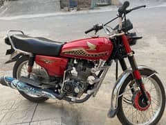 HONDA CG 125 2021 modal with genuine tanki tapa sath hy box mein pack