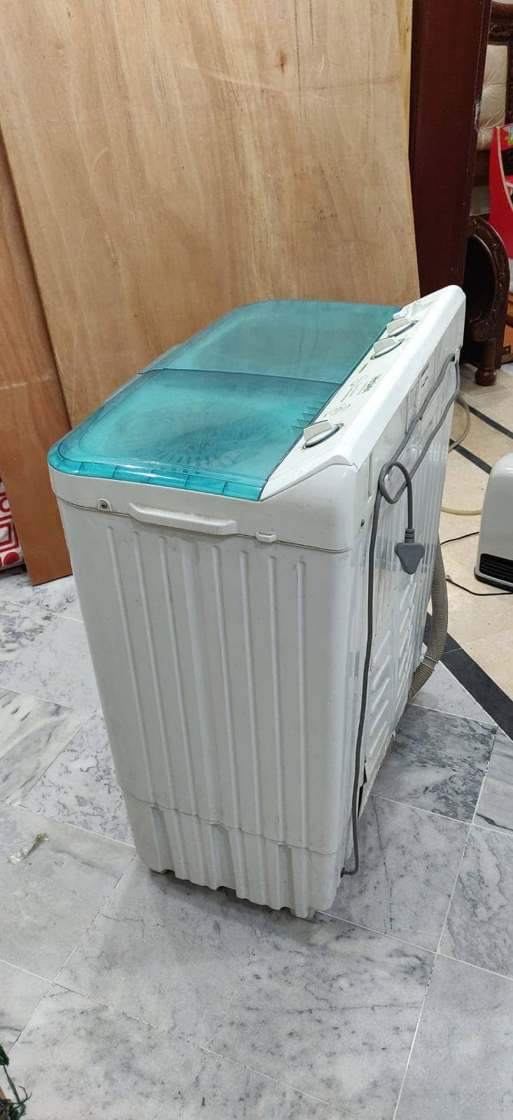 Haier Washing Machine - Condition 9/10 1