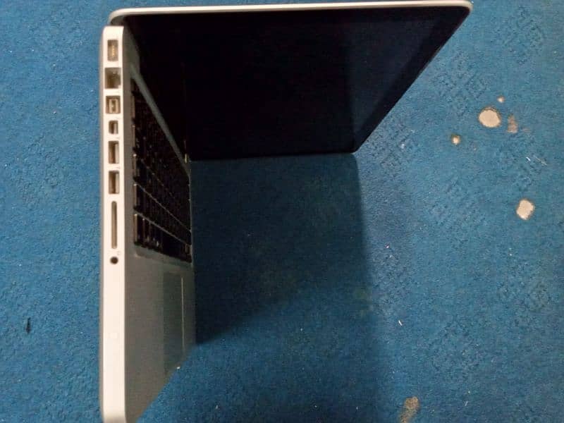 MACBOOK PRO 2010 FOR SALE LOW PRICE 2