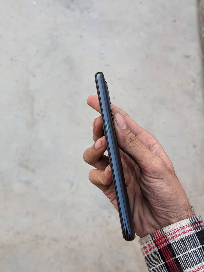 Oppo reno 6   8/128 with box and Original charger Front fingerprint 1