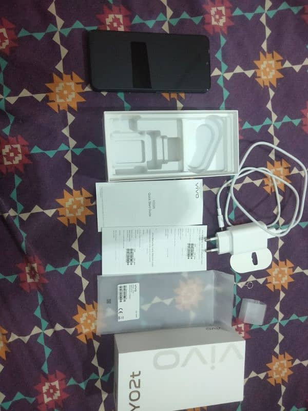 sale new mobile ViVO Y02t, 4+4 GB Ram and 128 GB Rom, 5000mAh Battery 4