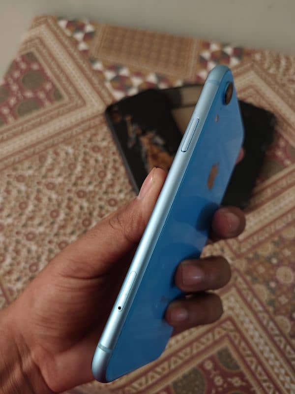 iPhone XR 256gb Non Pta 3