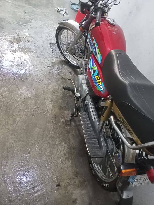 Honda 70 like new 6