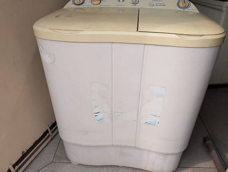 hair washing machine with dryer good condition 1