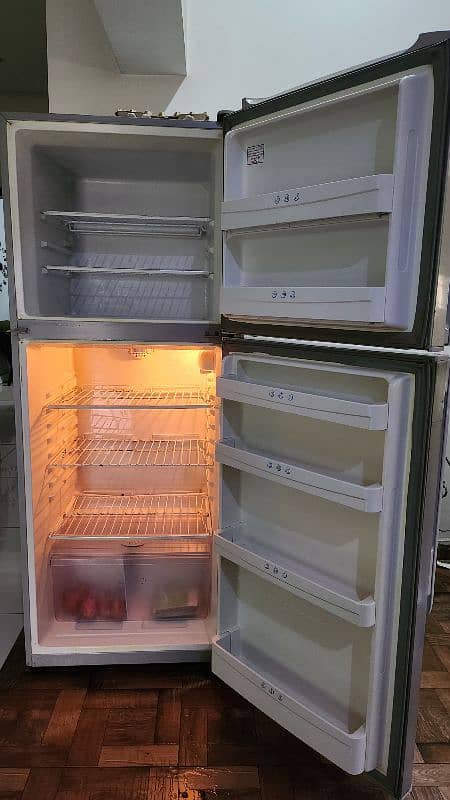 Haier Refrigerator (370 Lit) 8