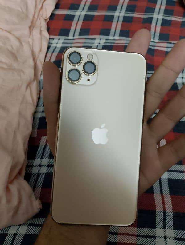 iPhone 11 Pro Max 1