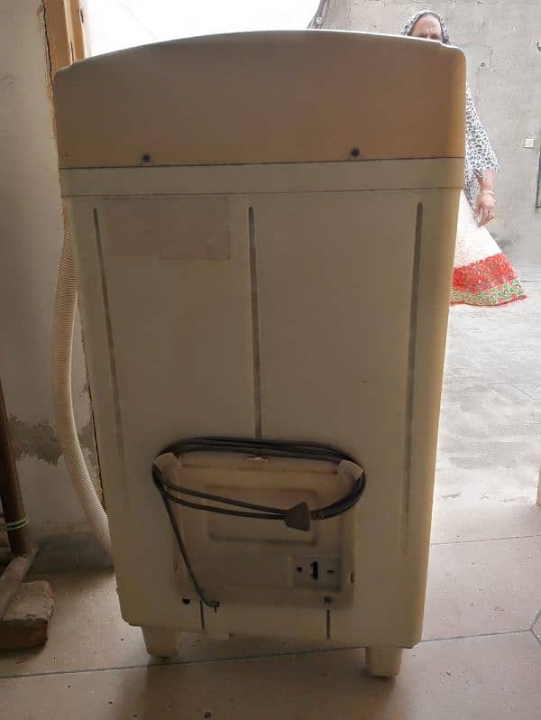 dawalance washing machine good condition 5