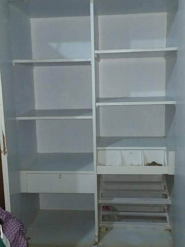 Four Door Wardrobe Excellent Condition 7