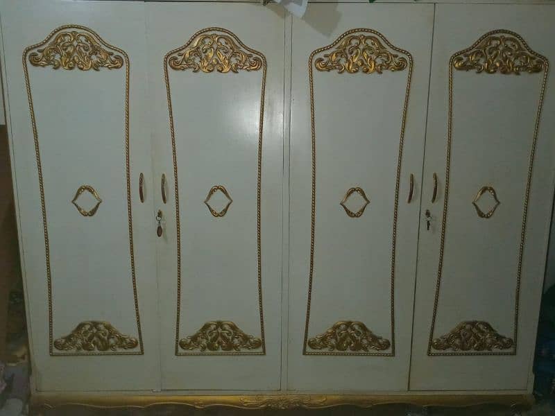 Four Door Wardrobe Excellent Condition 9