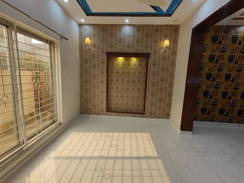 5 Marla House For Rent in Bahria Town Lahore. 13