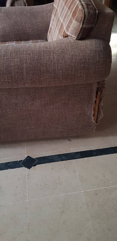 used sofa set 0