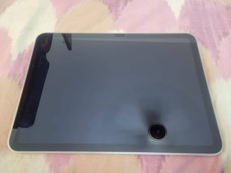 iPad 10th Generation For Urgent Sale 3