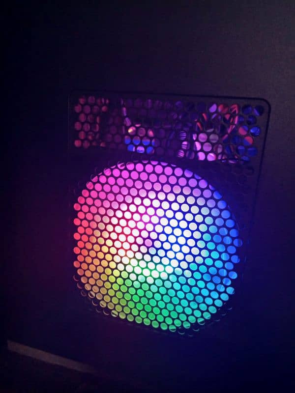 Glow Air RGB Fan 4