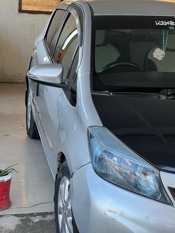 Toyota Vitz 2012 1