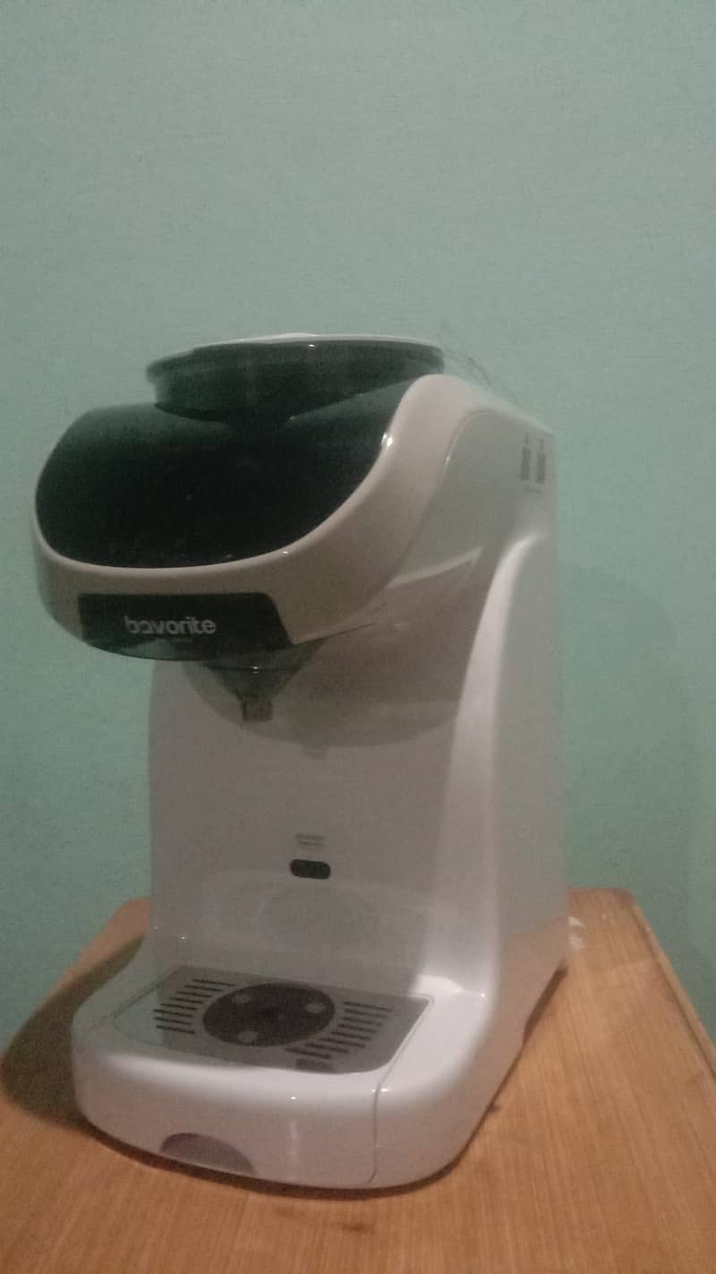 Baby Formula machine/ Multifunction Intelligent Milk maker for sale. 3