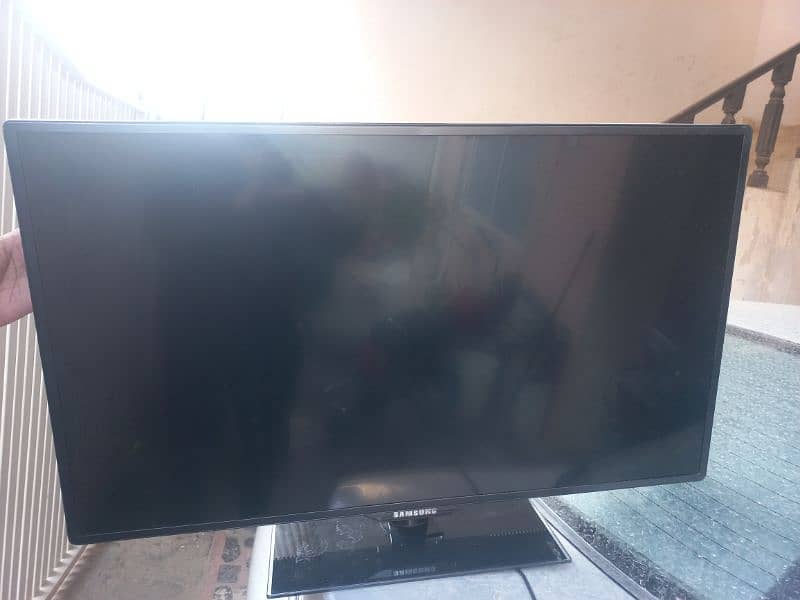 led TV 40inch panel Damaged 0