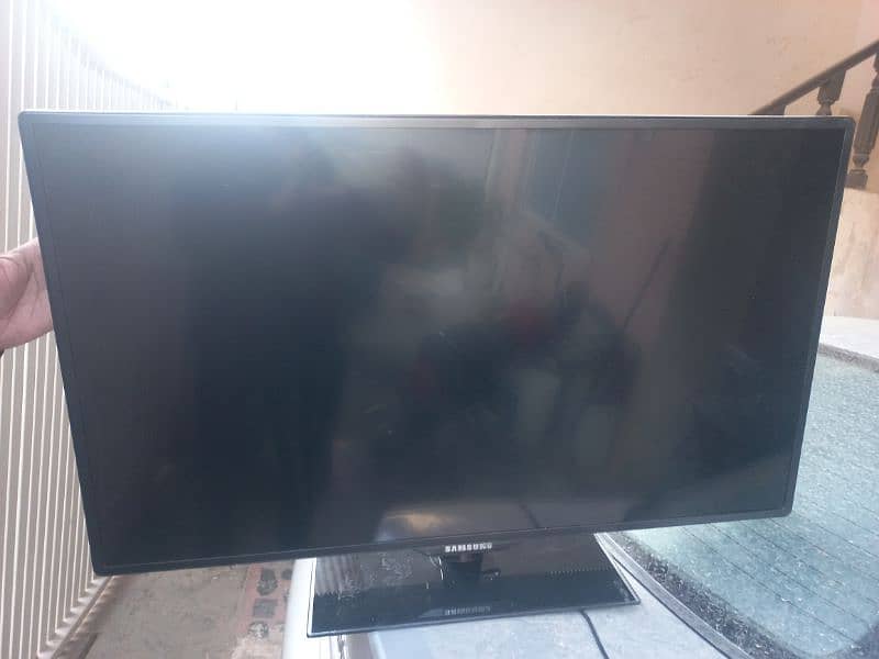 led TV 40inch panel Damaged 2