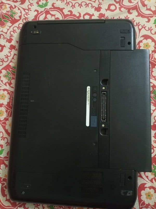 Dell I3 3rd Generation Laptop Latitude E5430 1