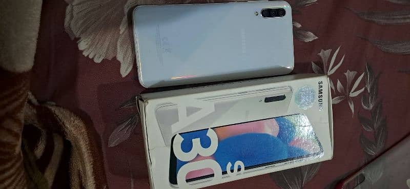 samsung galaxy a30s 0