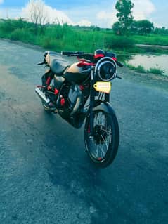 Suzuki gs 150 modified