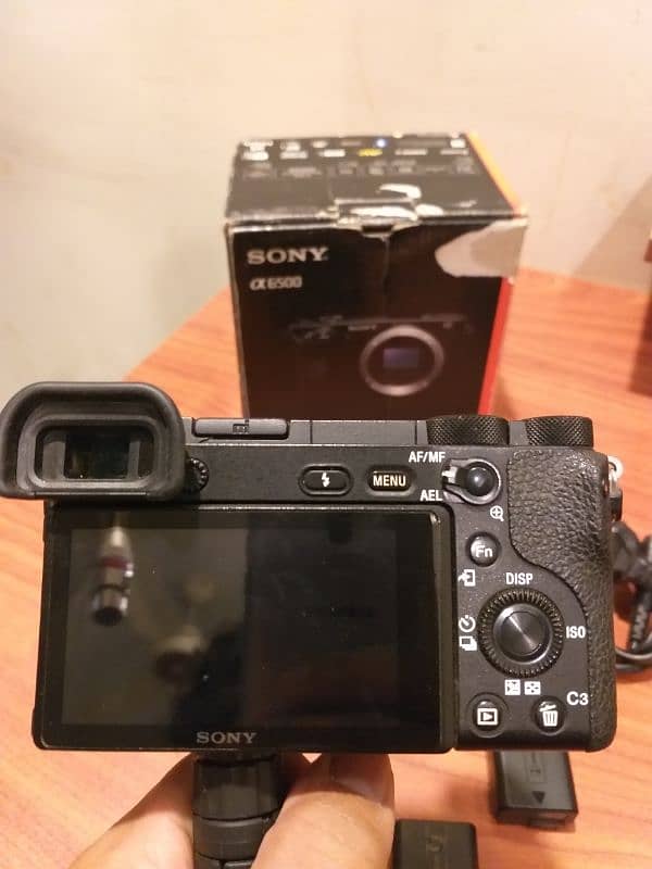 Sony A6500 with 16-50 OSS Lens 5