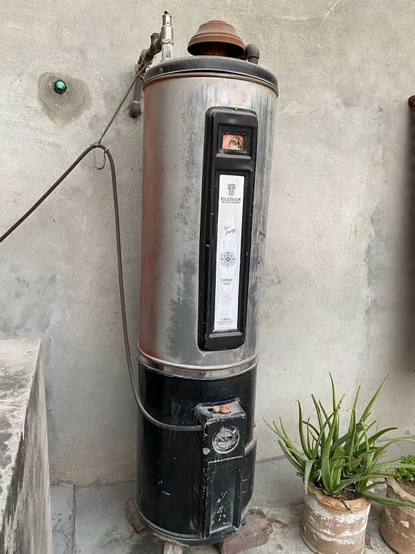 Climax Gas Geyser 35 gallom 1