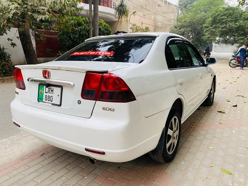 Honda Civic Oriel 2003 4