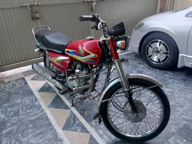 Honda CG 125 for sale totally genuine 4