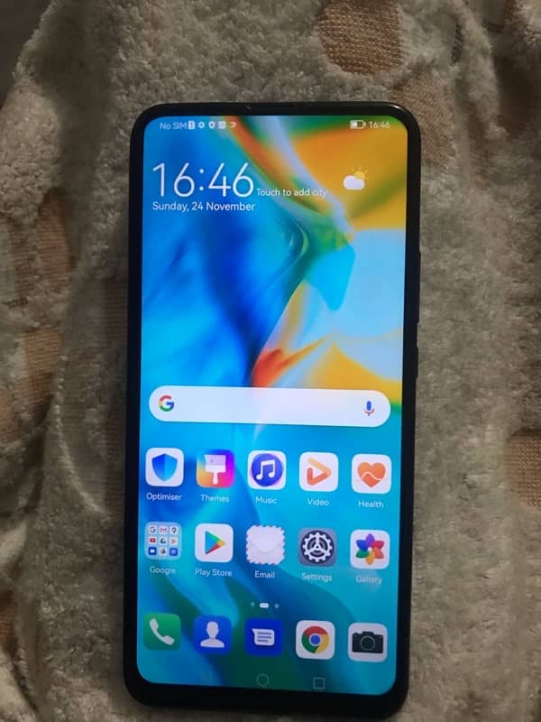 Huawei Y9 Prime 4/128 one Hand use female 2