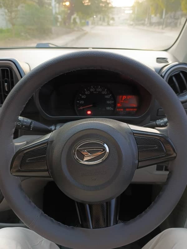 Daihatsu Boon 2016/19 Push start Climate control 6