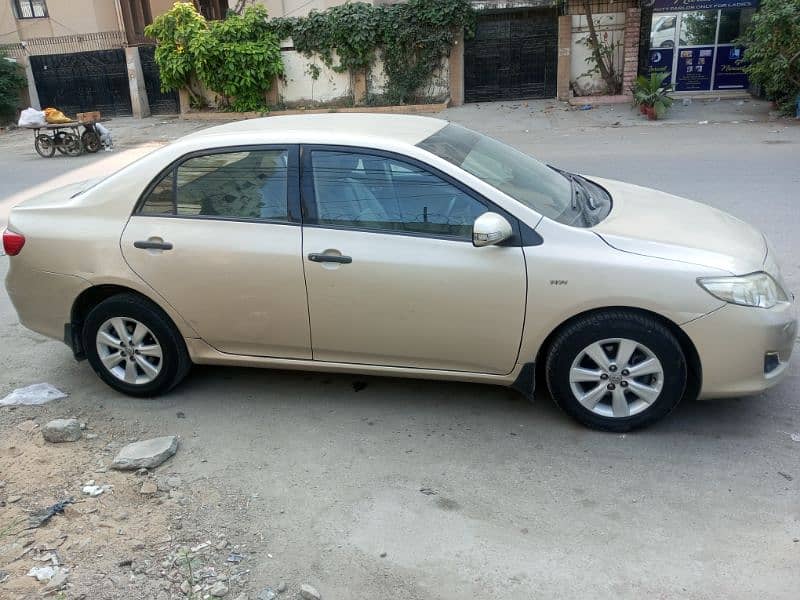 Toyota Corolla GLI 2010/11 full original 2