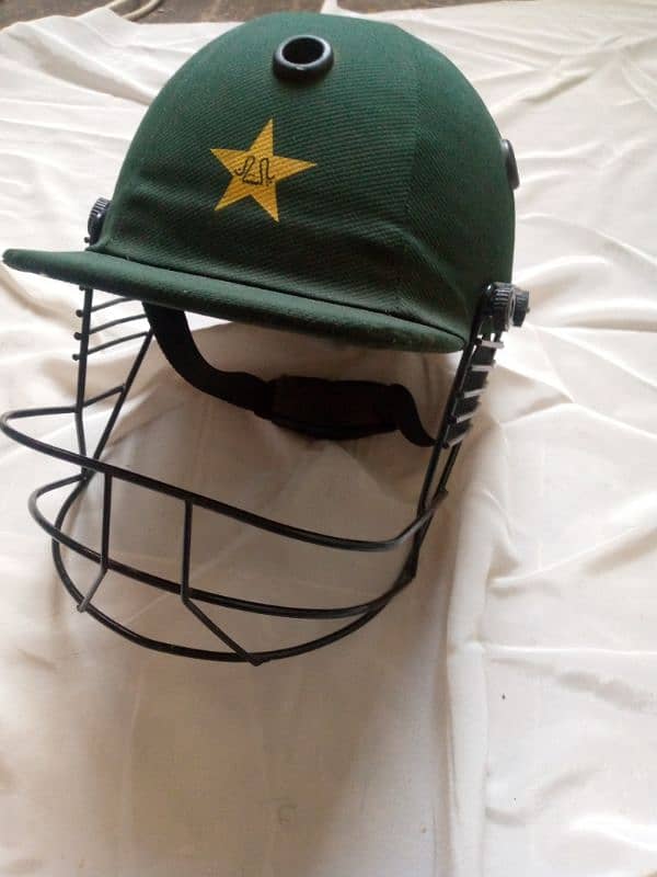 High Quality Cricket helmet 0