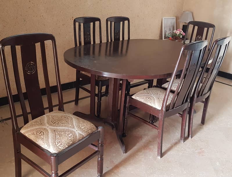 Dinning table with 6 chairs 2