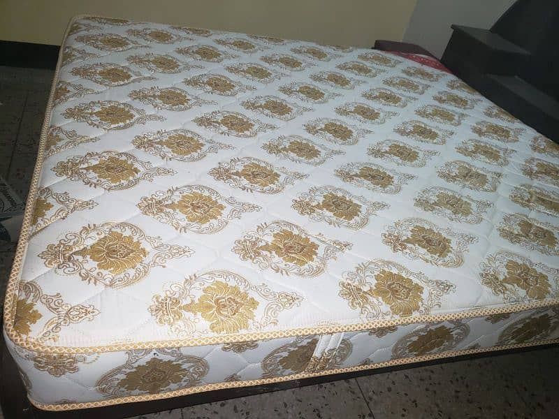 double size bed with mattress 2