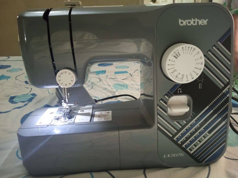 Open Box, Brother lx3817G sewing machine 10/10 condition imported. 0