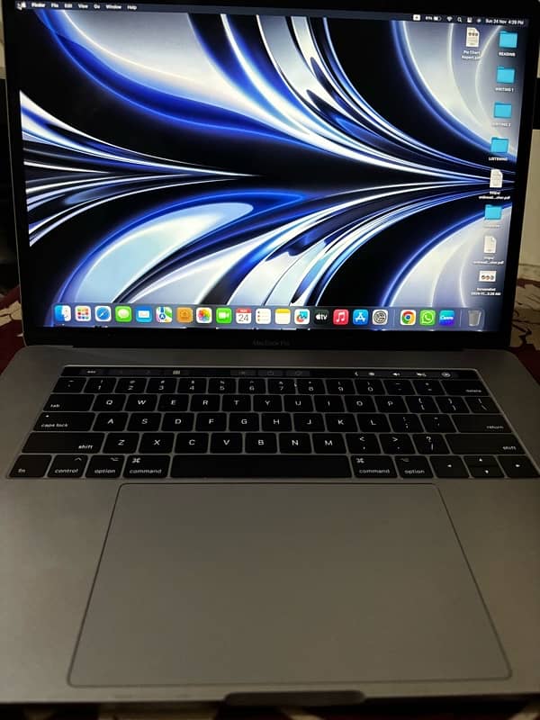 Macbook Pro 2017 15.2” 1tb 0