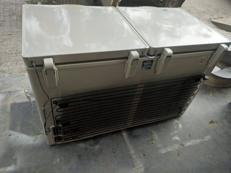 Dawlance Double Door Deep Freezer 2