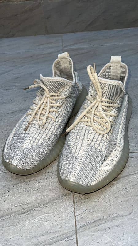 ADIDAS boost yeezy 350 v2 (SIZE_42) 2