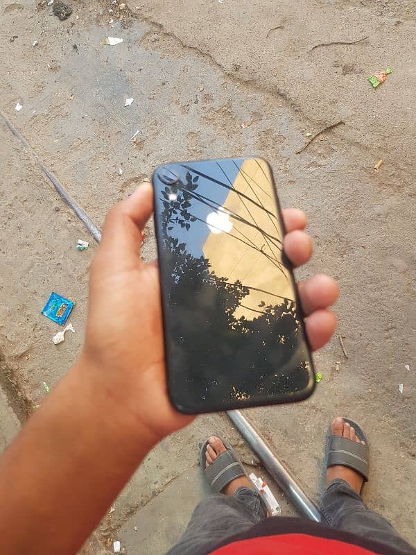 iphone xr . . . non pta 0