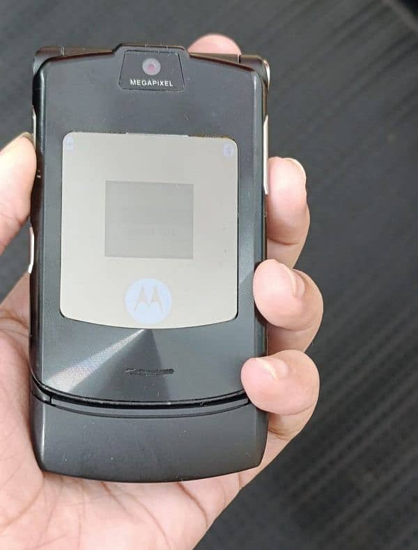 Motorola razr V3i 1