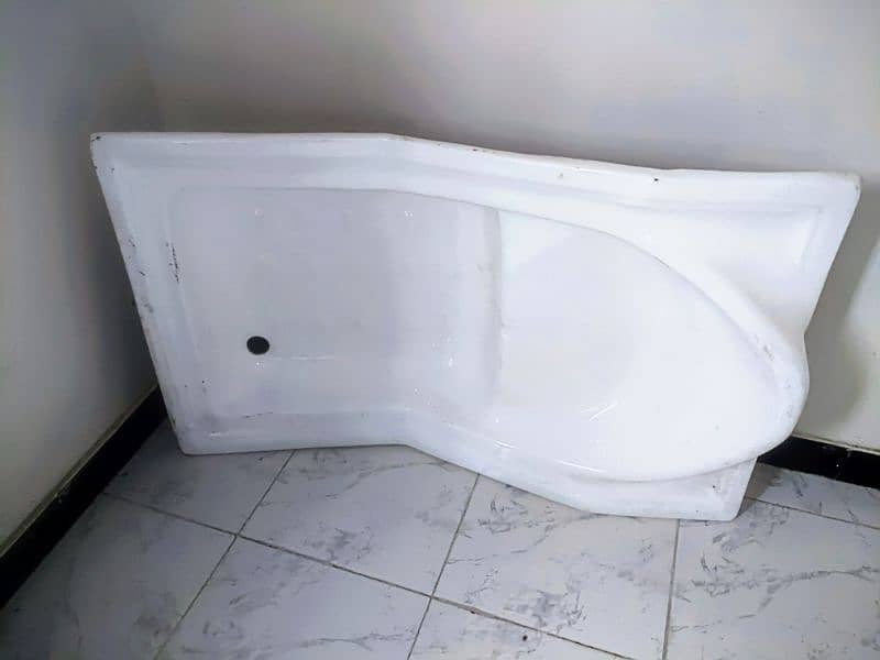 3 white bath tub / bath chair 47 × 29 1