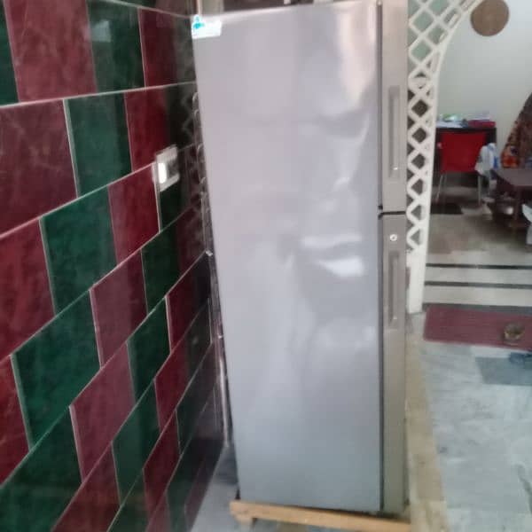 Haier HFR-336 13 CUBIC FIT DOUBLE DOOR FRIDGE AVAILABLE FOR SALE 4