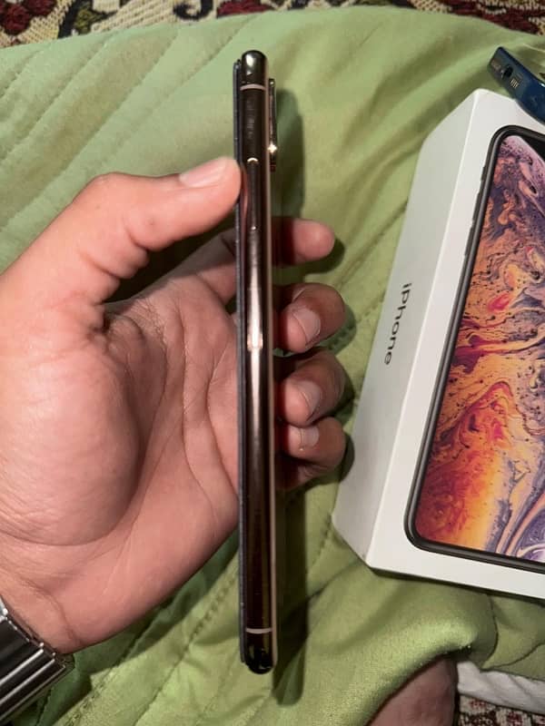 iphone xs max 6