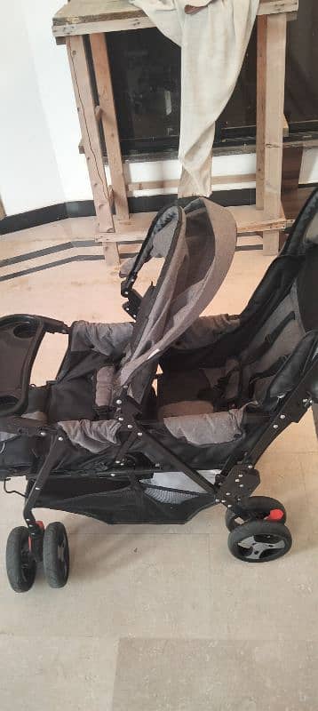 2 seater Stroller for sale 2