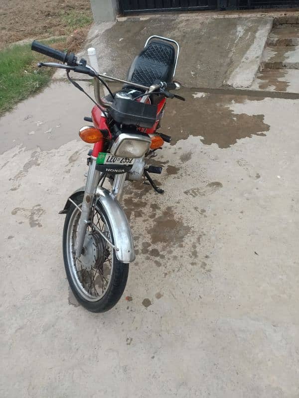 Honda 125 Red color for sale 5