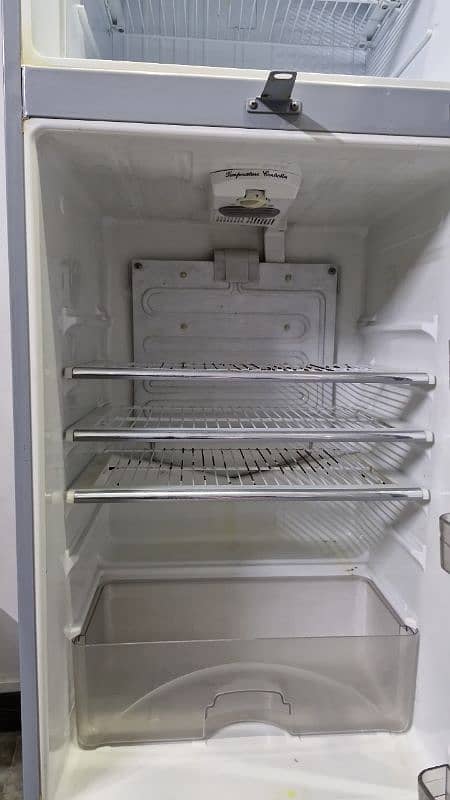 Dawlance Fridge for Sale 3