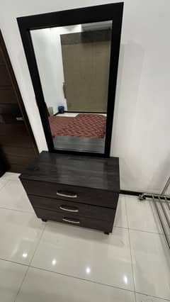 Dressing table with mirror and drawers