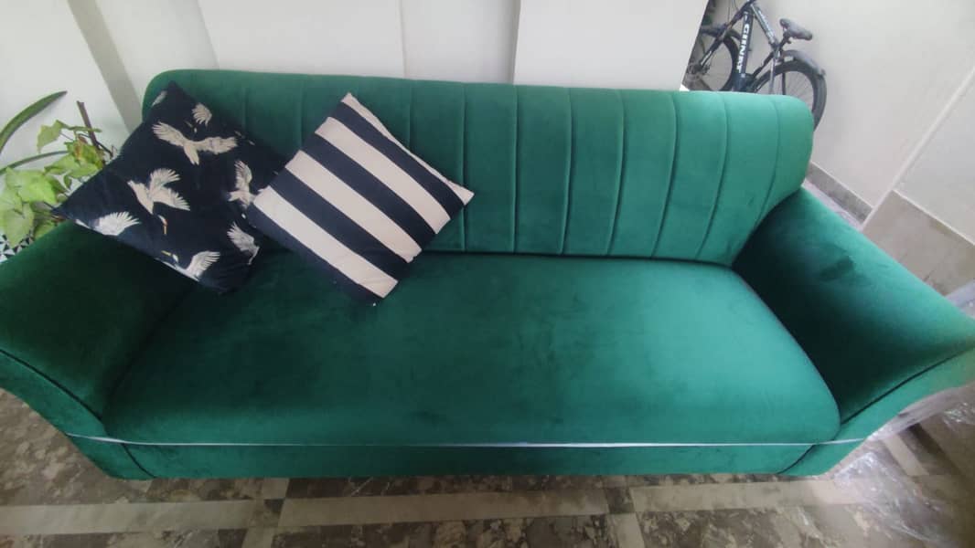 Brand New Modern Style Sofa 5