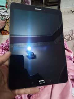 samsung tab s2 10 inch . screen damage